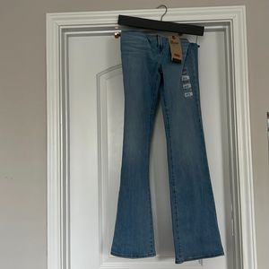 Levi’s 725 high rise bootcut